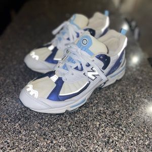 mens vintage new balance shoes